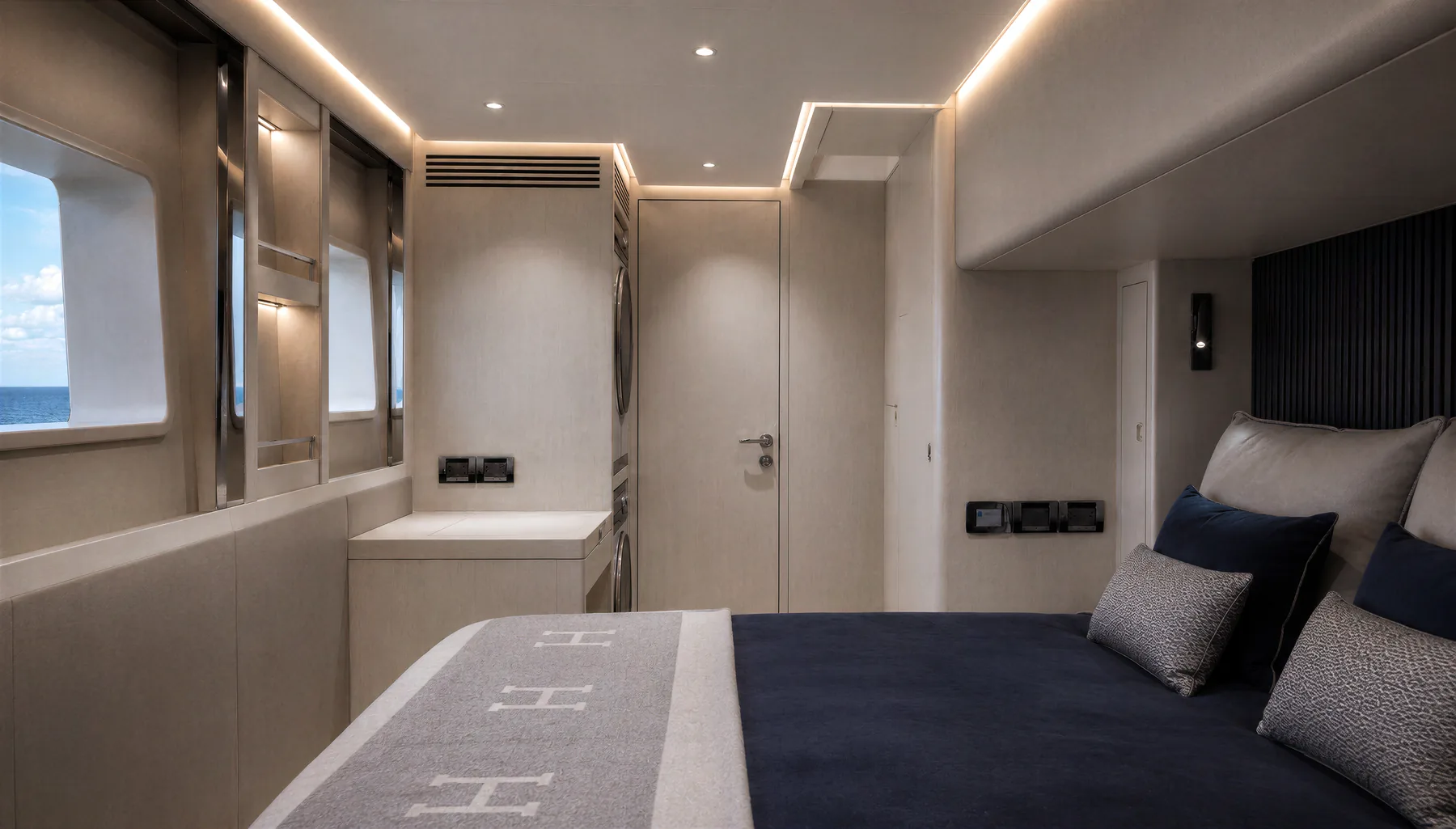 Delphine stateroom