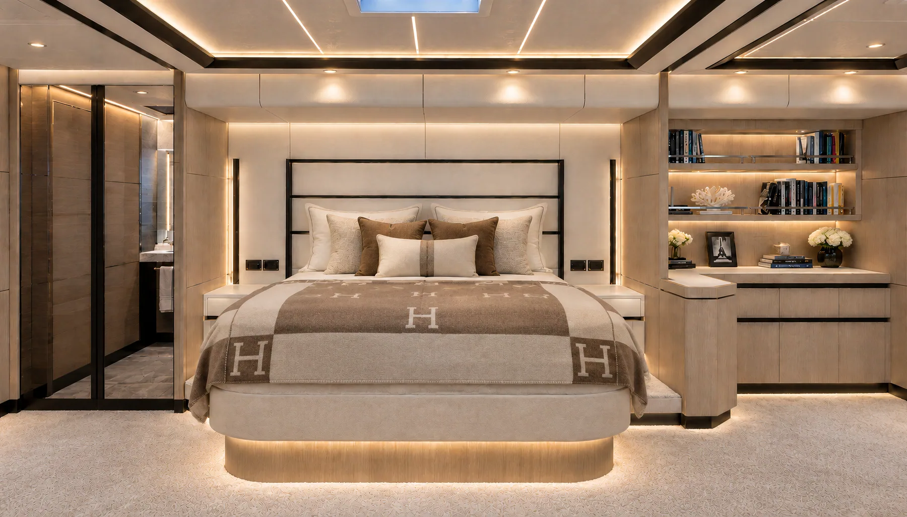 sv70 — Owner's cabin
